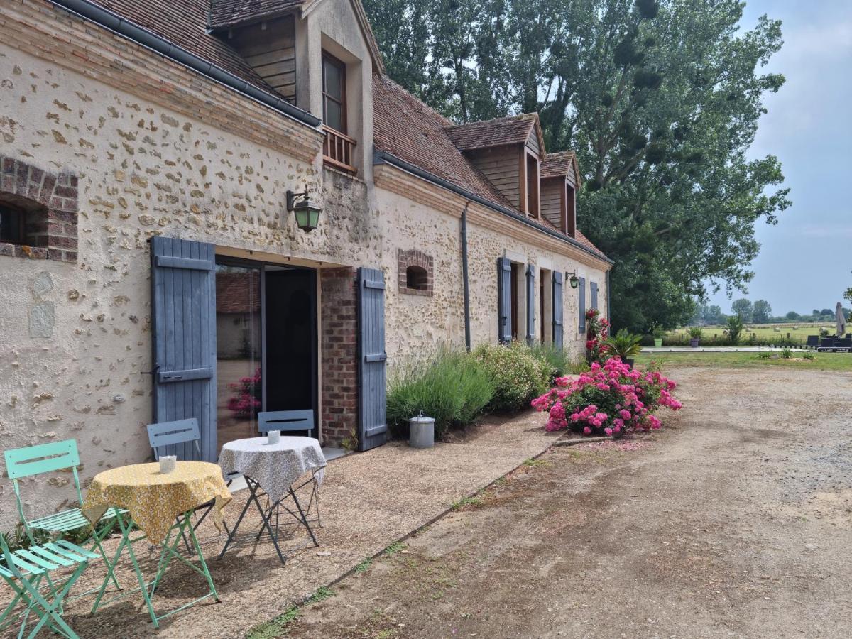 L'Aupinouse Chambre Double La Suze-sur-Sarthe Exterior foto